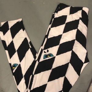 FLASH SALE! NWOT OOGIE BOOGIE LULAROE LEGGINGS